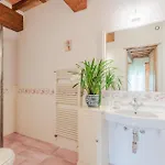 Villa Dimora Delle Camelie, A Traditional Stylish House