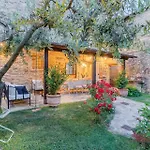 Dimora Delle Camelie, A Traditional Stylish House * Capannori
