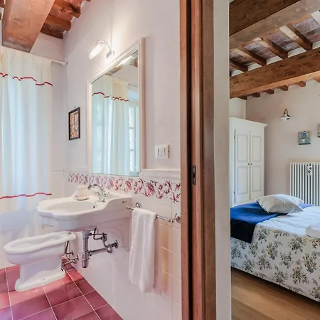 Dimora Delle Camelie, A Traditional Stylish House Villa *