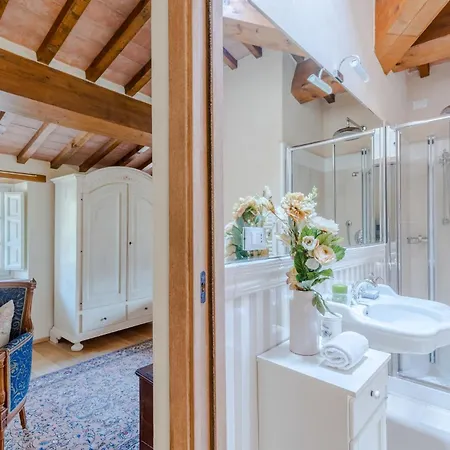 Dimora Delle Camelie, A Traditional Stylish House SantʼAndrea di Compito