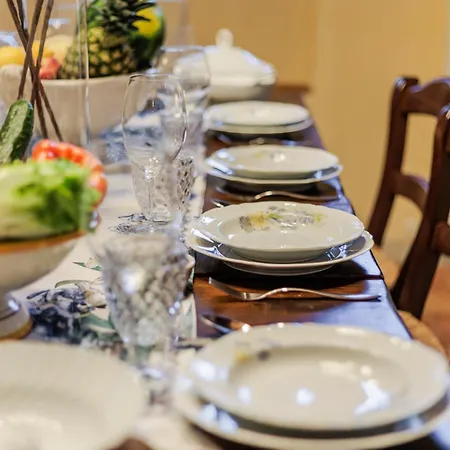 Dimora Delle Camelie, A Traditional Stylish House *